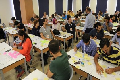 Teknoloji odaklı girişimcilere HKÜ projesi ile 200 bin TL hibe 