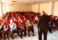 Teknolojinin sirayet ettiği toplumlarda kişiler arası iletişim giderek zayıflıyor