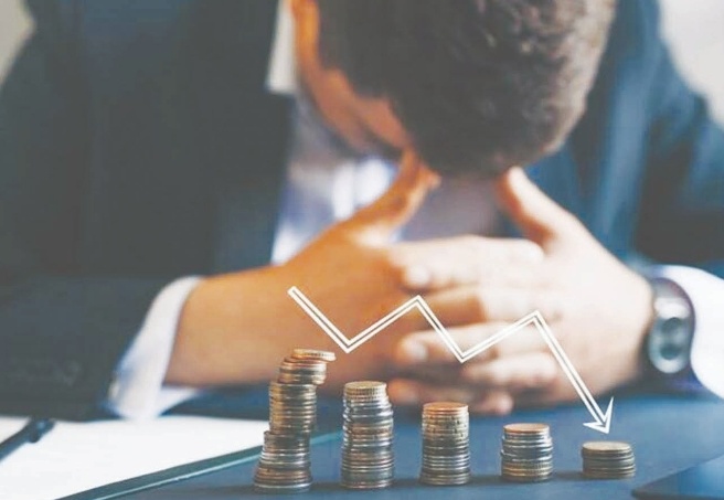 Tekrar kapanma demek, iflasların peş peşe gelmesi demektir