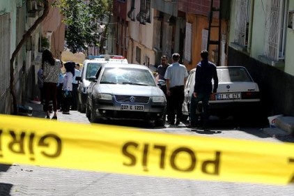 Teksas gibi... Üç kişi sokak ortasında öldürüldü