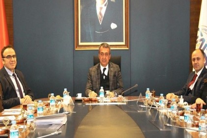 “Tekstil sektörü ülkemiz için büyük önem taşıyor”