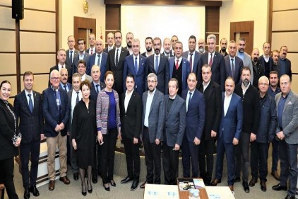 Tekstil sektörü, üretim ve istihdam açısından çok önemli bir sektör