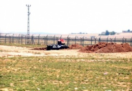 Telabyad sınırı askeri güvenlik bölgesi ilan edildi