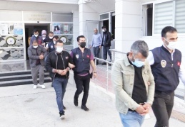 Telefonda dolandırıcılık yapan sahte polislere operasyon