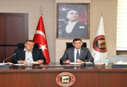 Temennimiz karışıklığın bir an önce bitmesi ve çözüme kavuşması