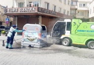 Temizlik ve zabıta ekipleri görev başındaydı