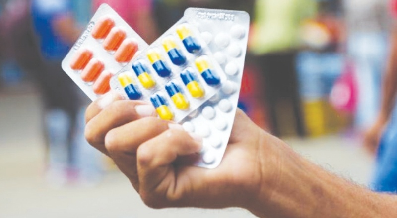 “Tencereler kaynamıyor, halkın sinirleri bozuluyor”