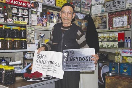 Teneke oymacılığını yapan kalmadı