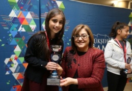 Tenis sporunun Gaziantep’te büyüdüğünü görmek gurur verici