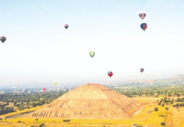 Teotihuacan Piramitleri, yakınındaki özel lunapark inşaatı nedeniyle UNESCO Dünya Mirası Listesi'nden çıkarılabilir