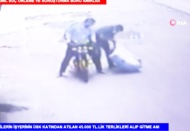 Terlik hırsızları kameraya yakalandı