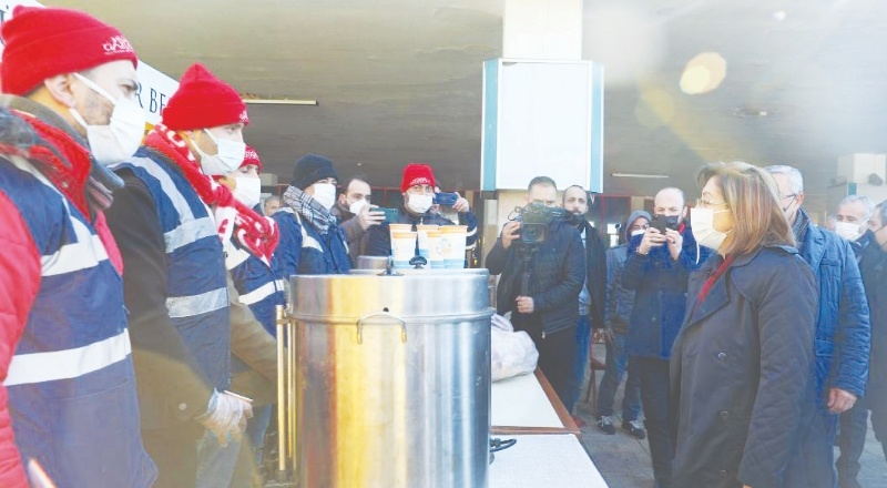 Terminal binasının çatısı için alınan önlemler sürüyor
