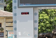 Termometreler 43 dereceyi gösterdi