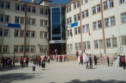 Terör mağduru çocuklar için okul eve taşınacak 