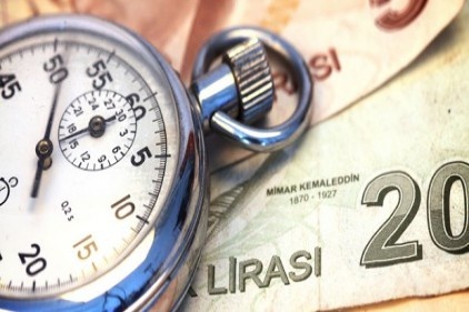 Terörden olumsuz etkilenen KOBİ&#8217;lere 100 bin TL faizsiz kredi