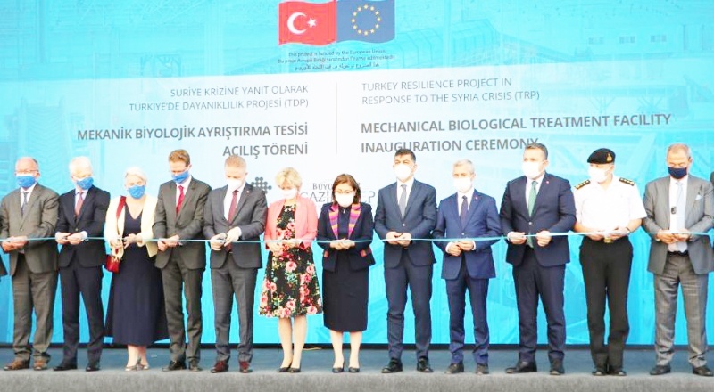 Tesis, yılda 100 bin ton atık işleyecek, 9 bin 300 ton sera gazı salınımını engelleyecek