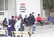 Test kuyrukları uzadı, Vali ikinci dalga için uyardı