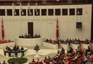 Tezkere ile hükümete verilen bir yıllık izin süresi, bir yıl daha uzatıldı
