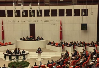 Tezkere ile hükümete verilen bir yıllık izin süresi, bir yıl daha uzatıldı