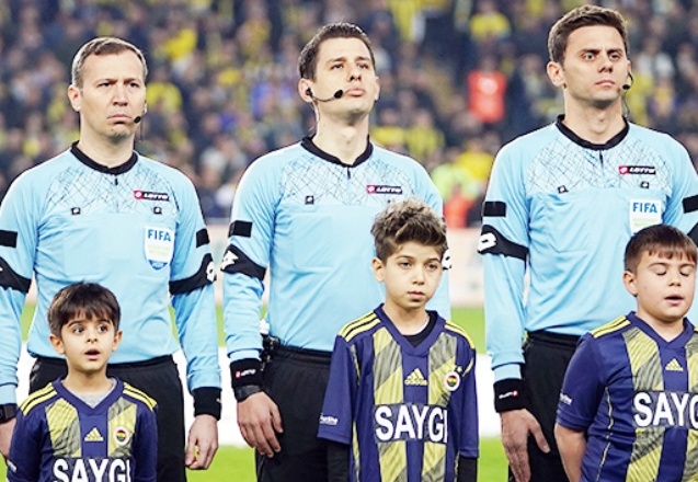 TFF, 2020-2021 sezonu üst klasman hakem listesini yayımladı