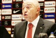 TFF Başkanı Nihat Özdemir'den harcama limiti açıklaması: "2020-2021 sezonunu sağlık çalışanlarına ithaf etmeyi düşünüyoruz"