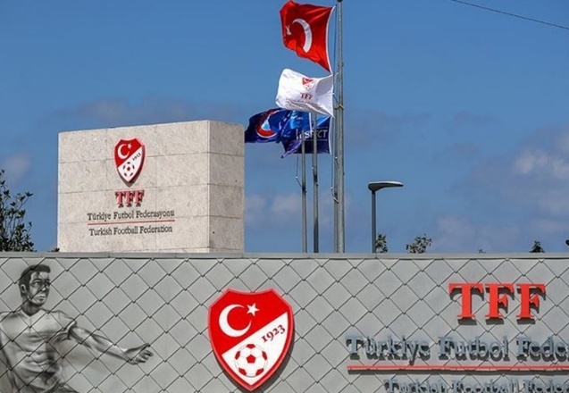 TFF, transfer dönemlerinin bitiş tarihini 1 hafta uzattı