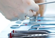 Tıbbi cihaz üreticileri ödemeleri alamadı, kriz sürüyor