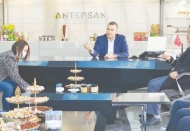 Ticari ilişkilerimizi geliştirmek istiyoruz