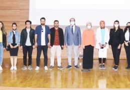 Tıp eğitimi, tıp mesleğini bırakana kadar devam ediyor