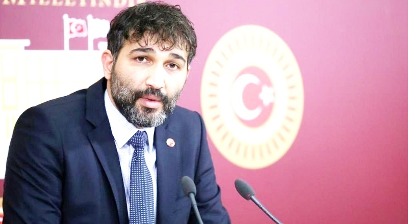 TİP Milletvekili Barış Atay'a saldırı