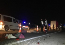 Tır ile traktör çarpıştı 