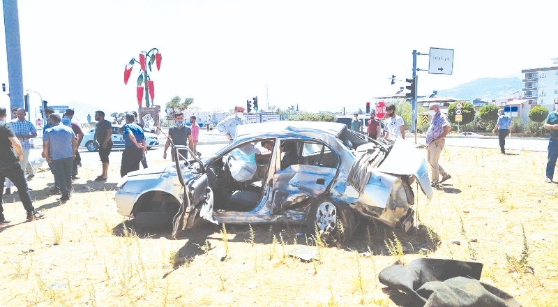 TIR, otomobili ezdi