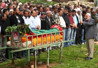 Tır şoförü öldü