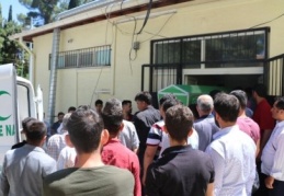 TIR’a çarpan motosikletli hayatını kaybetti 