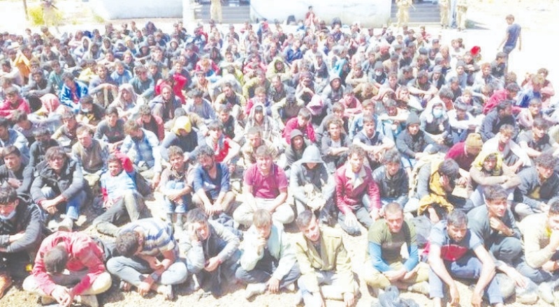 TIR’ın içinde yakalanan 300 göçmen sınır dışı edilecek