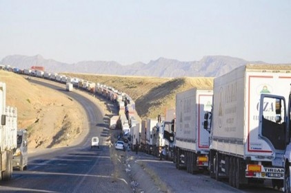 TIR&#039;lar günlerdir Habur&#039;da mahsur