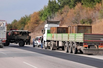 TIR&#8217;lar yine silah doluydu