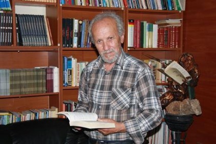 Tiyatro, toplum açısından çok önemli bir yere sahip