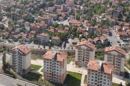 TOKİ dönüşümde kiracıyı da konut sahibi yapıyor