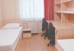 TOKİ önceliği öğrenci yurtlarına versin