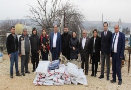 Toplanan yardım malzemelerinin ilk kısmı barınaklara teslim edildi