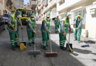 Toplu temizlik ekibi İstiklal Mahallesi’ndeydi