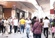 Toplum, gittikçe derinleşen, ciddi bir yönetmeme kriziyle boğuşuyor