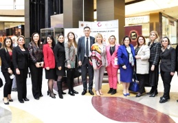 Toplum yapısının temelinde kadın vardır