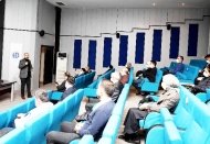 Toplumlar, bilginin bir güç olduğu gerçeği ile yüzleşmeli