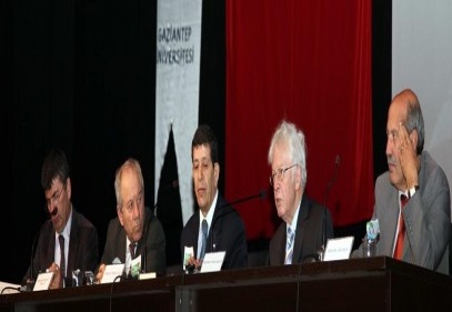 Toplumların en büyük düşmanının cehalet cehaletin en büyük düşmanının ise öğretmen