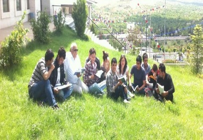 Toplumun yüzde 94’ü televizyon seyrediyor