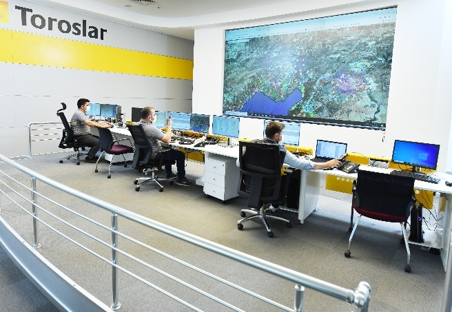 Toroslar EDAŞ, 555 kilometrelik hattın bakımını tamamladı