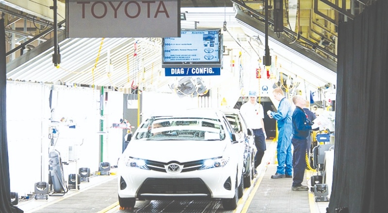 Toyota iki fabrikasında üretimi durdurdu