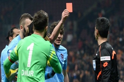 Trabzonsporlu oyuncu Salih Dursun&#039;a destek verdi